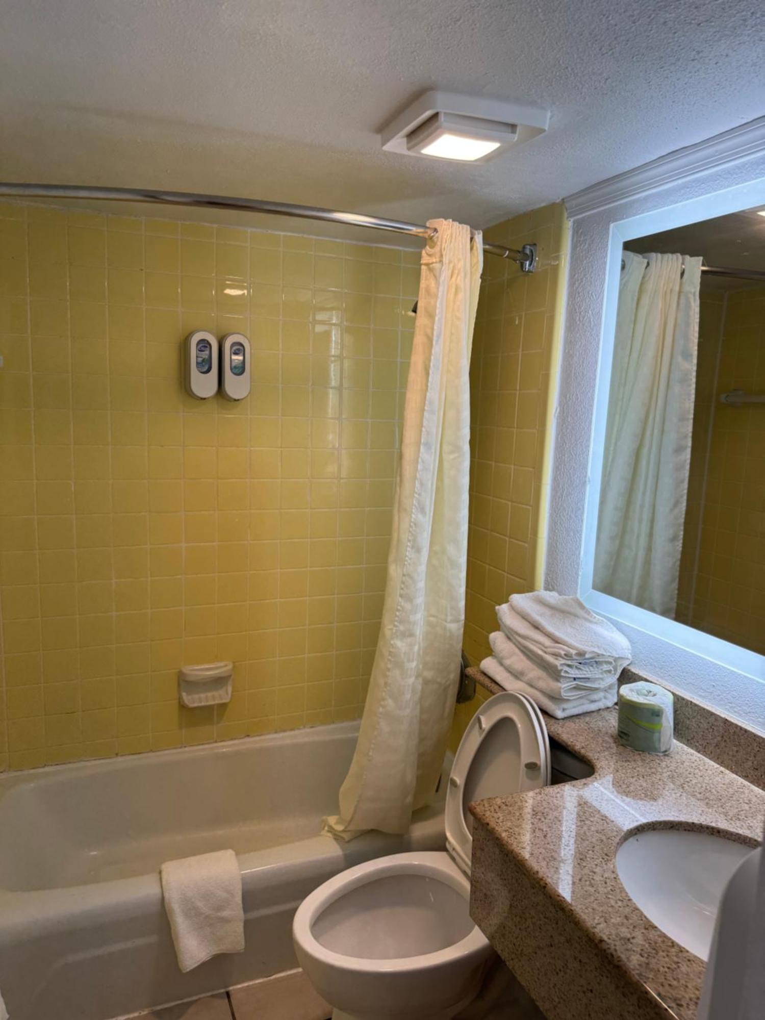 Belmont Inn & Suites فيرجينيا بيتش المظهر الخارجي الصورة