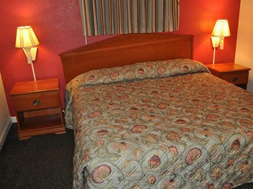 Belmont Inn & Suites فيرجينيا بيتش المظهر الخارجي الصورة
