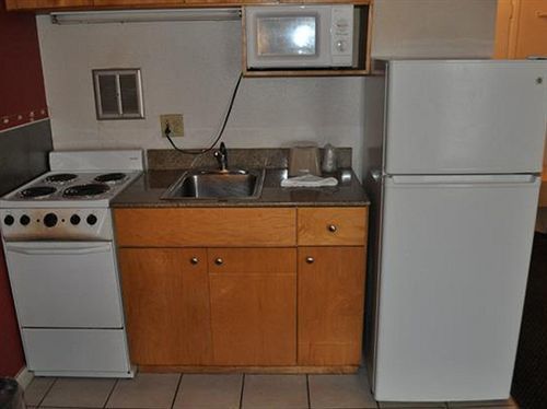 Belmont Inn & Suites فيرجينيا بيتش المظهر الخارجي الصورة